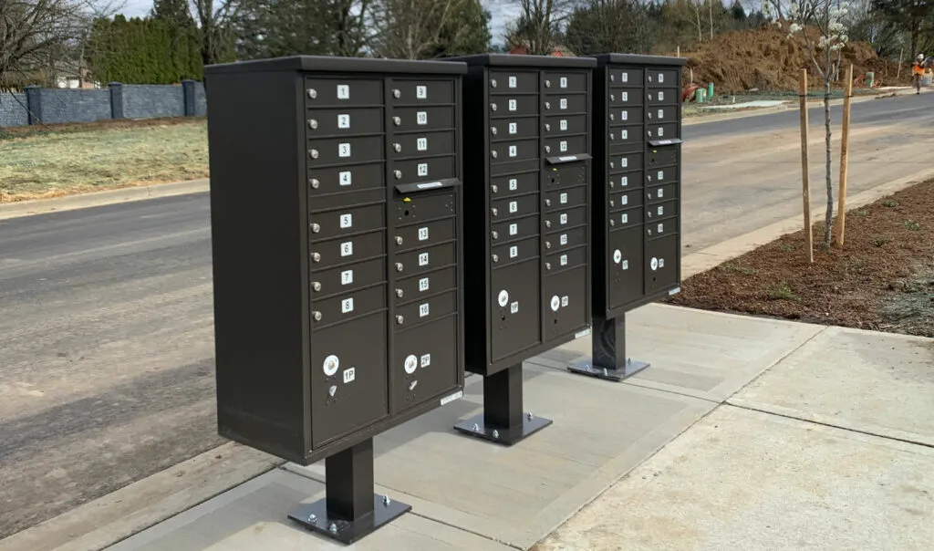 A row of locking cluster mailboxes
