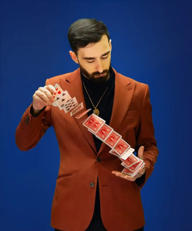 Taylor Kyle performing magic or presenting his act
