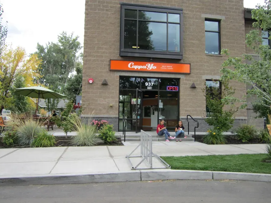 The front of a Cuppa Yo frozen yogurt shop