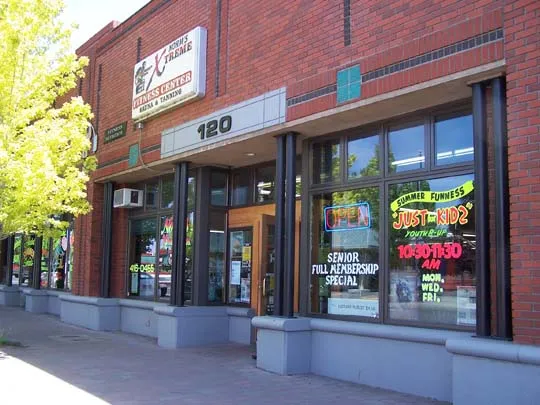 The storefront of Norm's Xtreme Fitness in Prineville